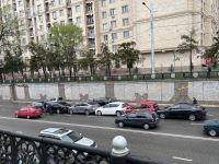 В Бишкеке шесть машин столкнулись «паровозиком» - видео