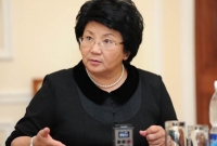 «Роза Отунбаева дискредитировала себя и хочет дискредитировать президента»