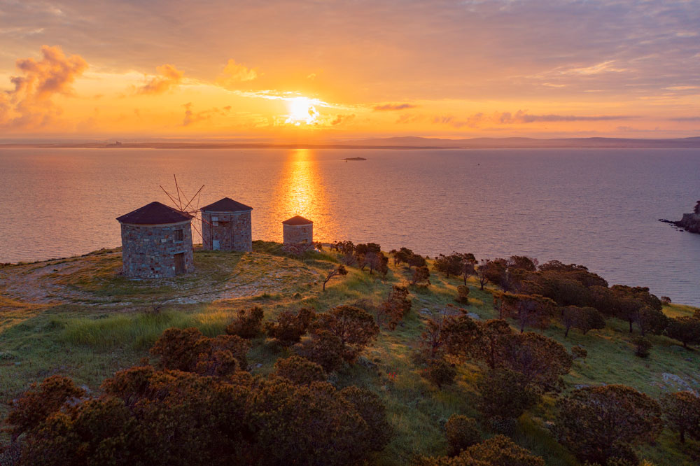 Bozcaada-Windmills_1.jpg