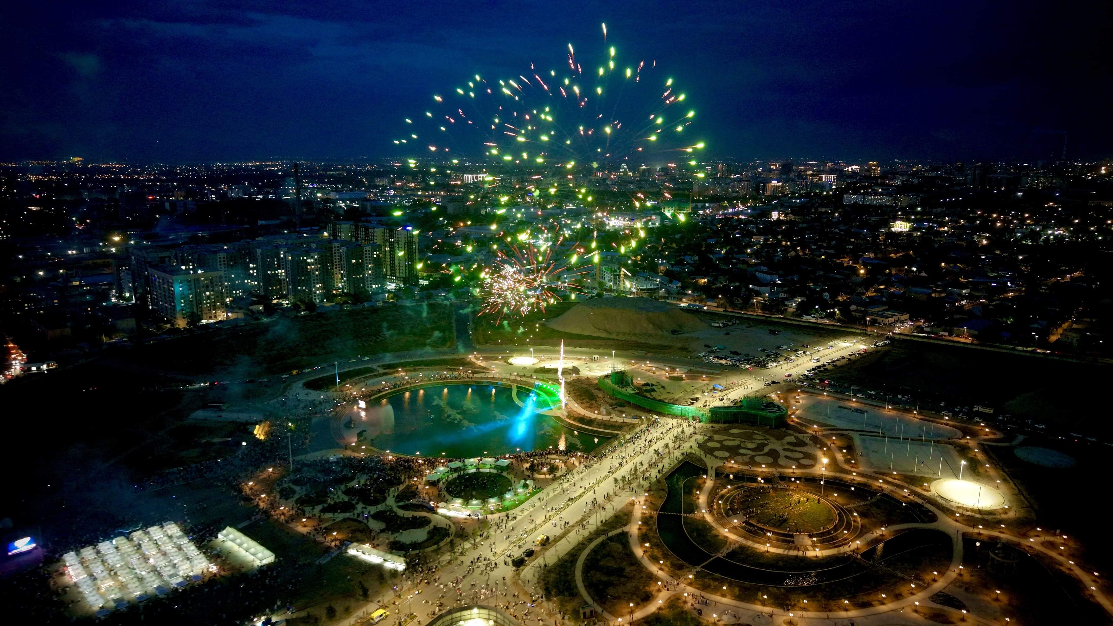 RoyalCentralPark10.jpg