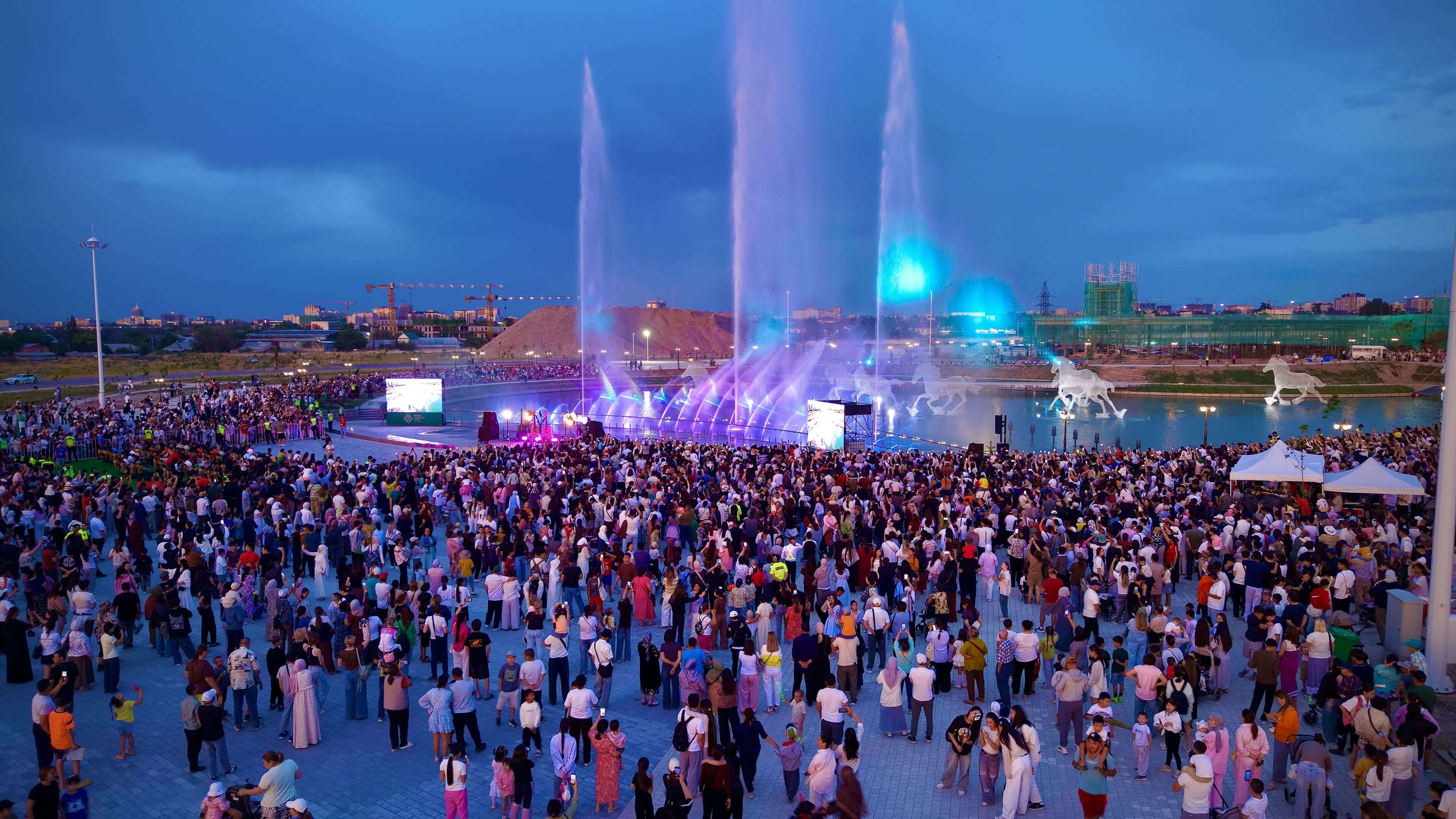 RoyalCentralPark7.jpg
