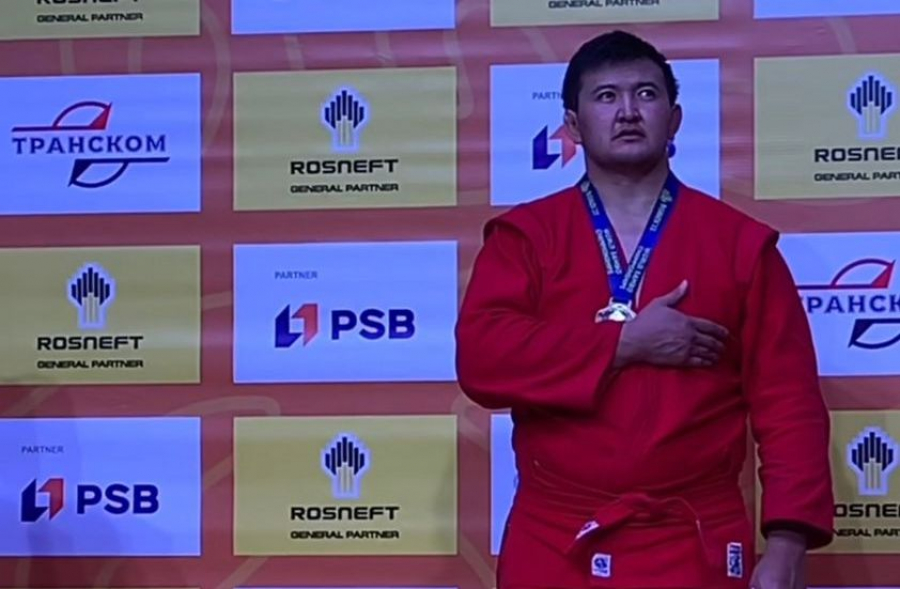 Чемпионат мира по самбо в Бишкеке. У сборной Кыргызстана пять медалей