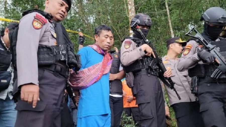 Шаман из Индонезии заманивал жертв к себе и убивал