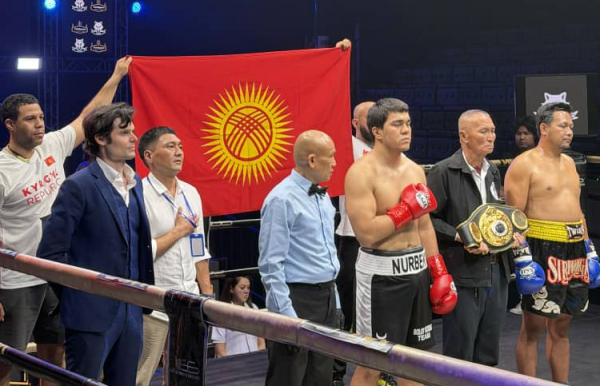 Нурбек Валижонов завоевал пояс чемпиона Азии по боксу среди профессионалов
