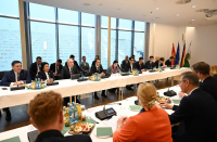 Депутаты ЖК пригласили немецкий бизнес инвестировать в Кыргызстан (фото)