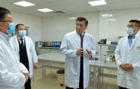 Сооронбай Жээнбеков: Фармацевтическая промышленность Кыргызстана имеет хороший потенциал