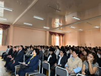 В Бишкеке усилен контроль за недопущением незаконных сборов денег в школах