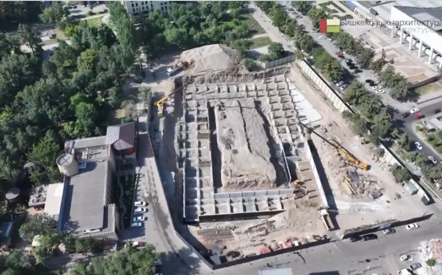 Как идет строительство новой малой арены стадиона имени Д. Омурзакова - видео