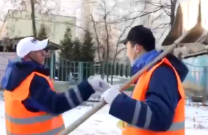 «Моргенштерна заткнули за пояс!». В Москве кыргызстанцы перепели хит известных рэперов (видео)