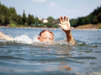 В селе Озерном утонул мужчина
