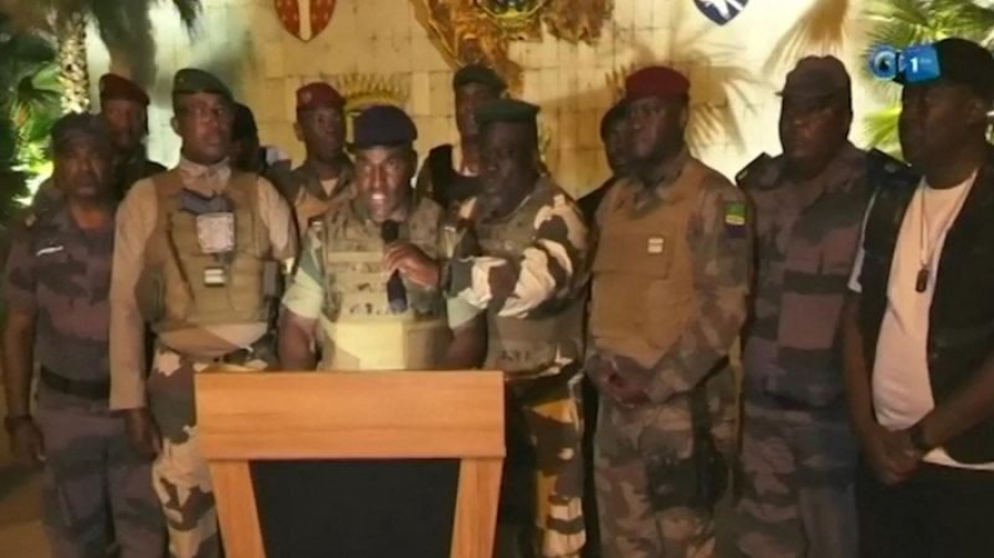Смута в Габоне: военные узурпировали власть после выборов и назначили временного президента