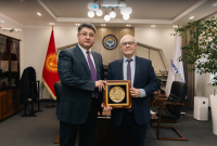 Кыргызстан и Франция обсуждают запуск прямого авиасообщения