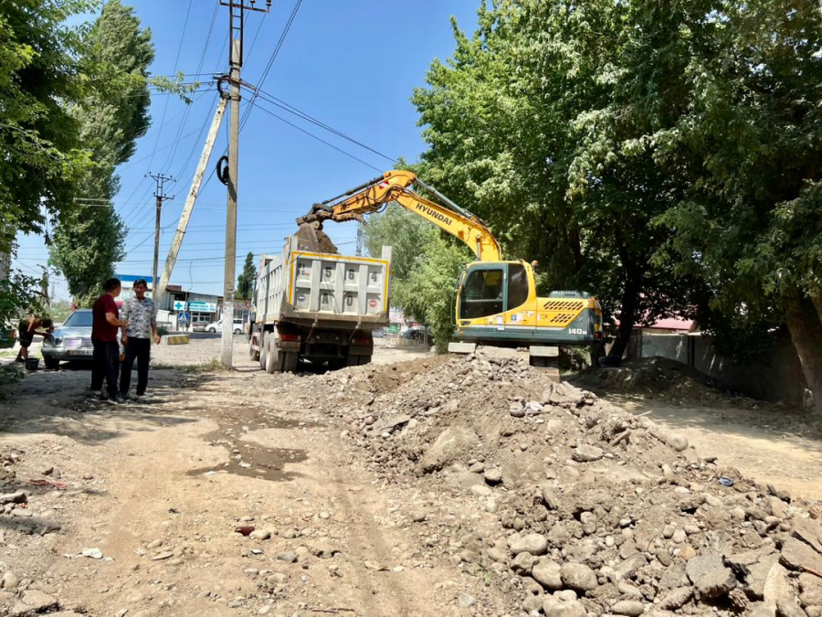 В Бишкеке начали капитальный ремонт улицы Элебесова