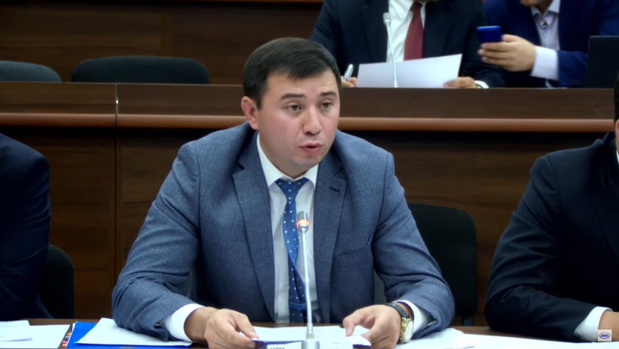 Заместителю министра финансов Руслану Татикову объявлен выговор