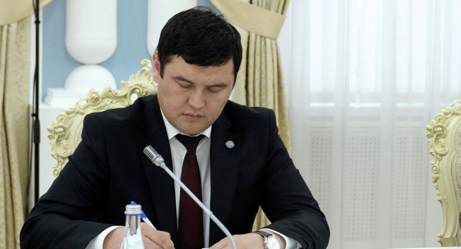 ГКНБ: Завершается следствие по делу экс-замглавы аппарата президента Алмамбета Салиева