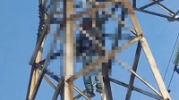 В Бишкеке мужчина повесился на опоре ЛЭП