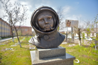В Бишкеке появился памятник Юрию Гагарину (фото)