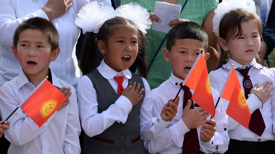 Учебный год в Кыргызстане будет вновь начинаться с 1 сентября