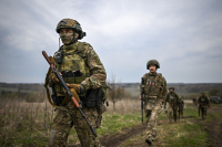 Потери России в войне в Украине достигли 352 тысяч погибших по оценке СМИ