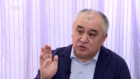 Омурбек Текебаев больше не депутат. Суд лишил его мандата