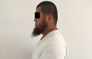 В соцсетях опубликовали видео, на котором кримавторитет Доо Чынгыз сам пришел в ГКНБ (видео)