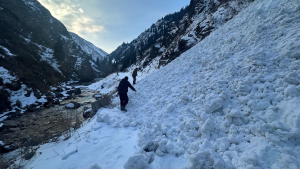 Срочная новость от Минтанса. Автодорога Каракол — Энилчек временно закрыта