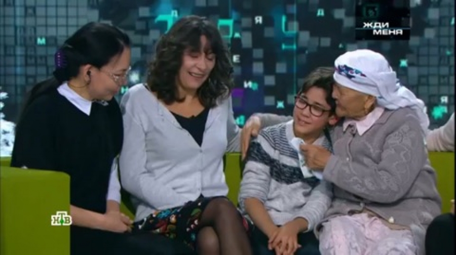 ждимееня. француз произносит правильно бренды. жди меня мальчик из франции. ведущие передачи жди меня. жди меня передача.