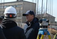 Интересны не только элитки и ТЦ: Нурдан Орунтаев проверил строительство школ в столице