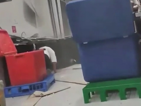 На Филиппинах произошло землетрясение магнитудой 7,4 (видео)