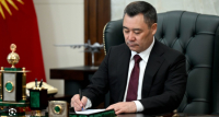 Садыр Жапаров подписал закон «О противодействии коррупции»