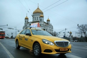 В Москве кыргызстанца доставили в полицию за то, что он отказался везти пьяного пассажира