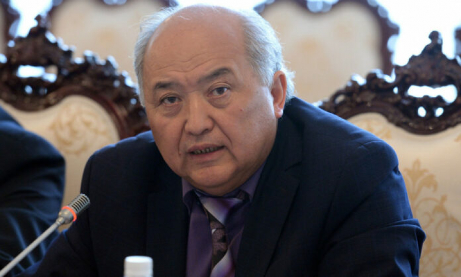 Председатель Народного курултая взял интервью у Бакиева. Сурабалдиева потребовала его уволить