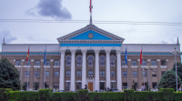 В жилых массивах Бишкека обещают построить сразу четыре школы и одну пристройку