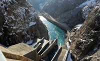 Токтогульское водохранилище - воды стало меньше, в кабмине потребовали соблюдать лимиты по электроэнергии