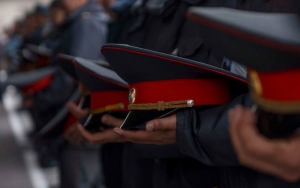 Жена, едва не зарезавшая экс-начальника ГУВД Чуйской области, водворена в ИВС