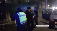 В Бишкеке пьяные избили сотрудников УПСМ. Милиционерам пришлось стрелять (видео)