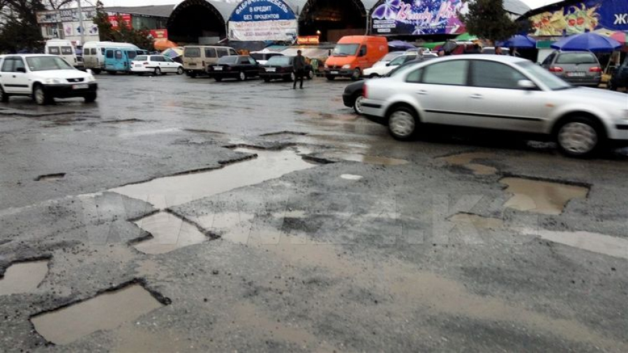 Какие дороги в Бишкеке нуждаются в ремонте?
