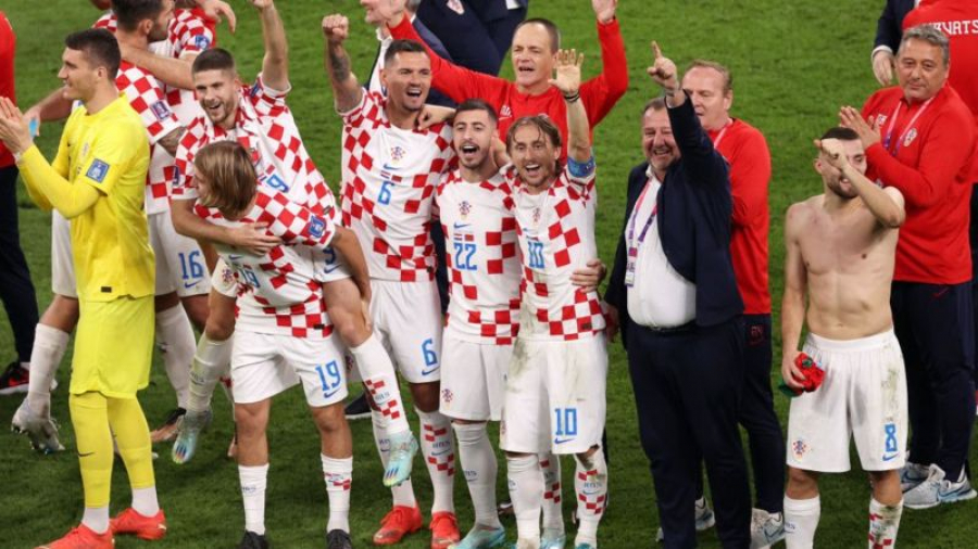 ЧП мира по футболу: Хорватия завоевала бронзу, победив Марокко