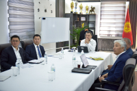 Президент Садыр Жапаров ознакомился с социально-экономическим развитием Узгенского района