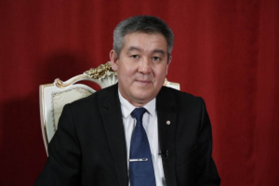 Алмаз Тажыбай: Кыргызстан может одновременно достичь «зеленого» экономического роста и углеродной нейтральности