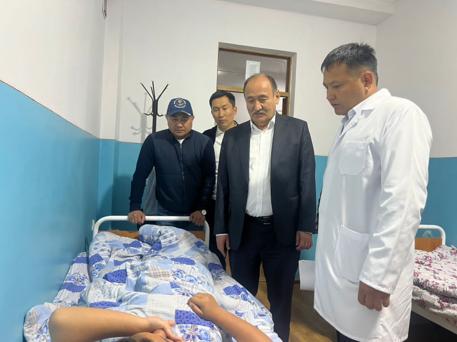Трагедия в Сузаке. Садыр Жапаров поручил доставить пострадавших в Бишкек