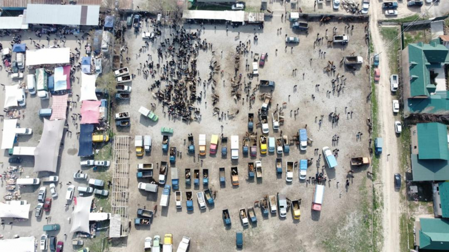 Кербен шаарындагы 23 миллион сомго бааланган борбордук базар мамлекетке кайтарылды - УКМК