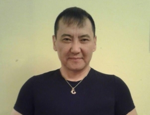 Нурлан Мотуев, вдохновленный успехом Зеленского, вновь рвется к власти