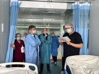 Министр здравоохранения Дамирбек Осмонов проинспектировал ряд медорганизаций в Бишкеке