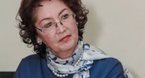 Раиса Атамбаева: Я бы хотела один раз встретиться с Сооронбаем Жээнбековым и сказать ему спасибо