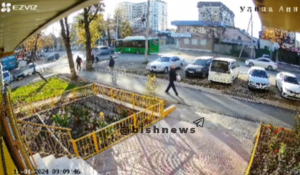 В Бишкеке произошло ДТП с участием автобуса, есть пострадавшие (видео)