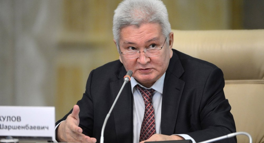 Феликс Кулов: Полностью отказаться от должности президента могут только безграмотные