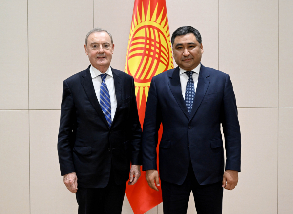 https://vesti.kg/media/k2/items/cache/445430780b5d7f5168f209b83249e1c6_L.jpg