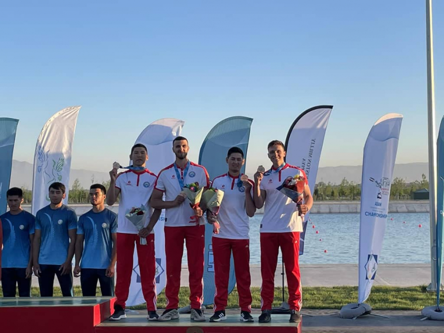 Кыргызстанцы собрали шесть медалей на чемпионате Азии по гребле