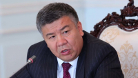 Алмамбет Шыкмаматов: «Это манипуляция, когда говорят, что надо врачей и учителей освободить от налогов»